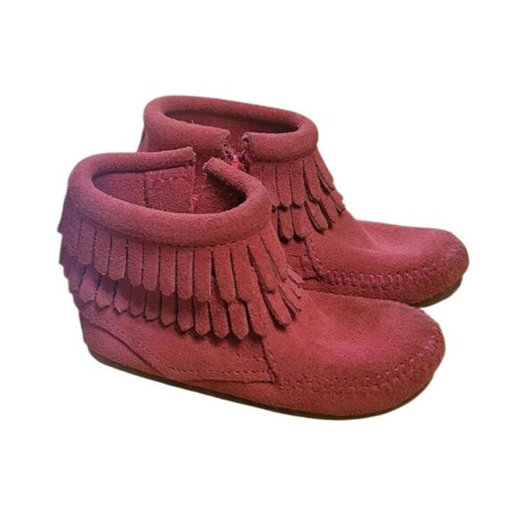 Minnetonka Double Fringe Side Zip Pink Moccasins Child SZ 6 - Picture 2 of 9